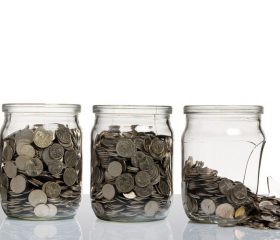 A Personal Story: How Senior Paralegal Stephanie Helped Her Aging Parents Consolidate Their Financial Accounts With These 6 Questions